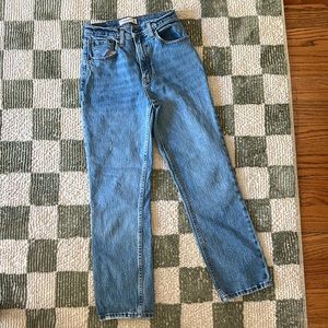 Abercrombie 90’s Straight Ultra High Rise, Short
